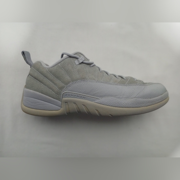 Air Jordon 12 Retro Low In Wolf Grey Sneakers Size Men's 11 - Picture 2 of 14